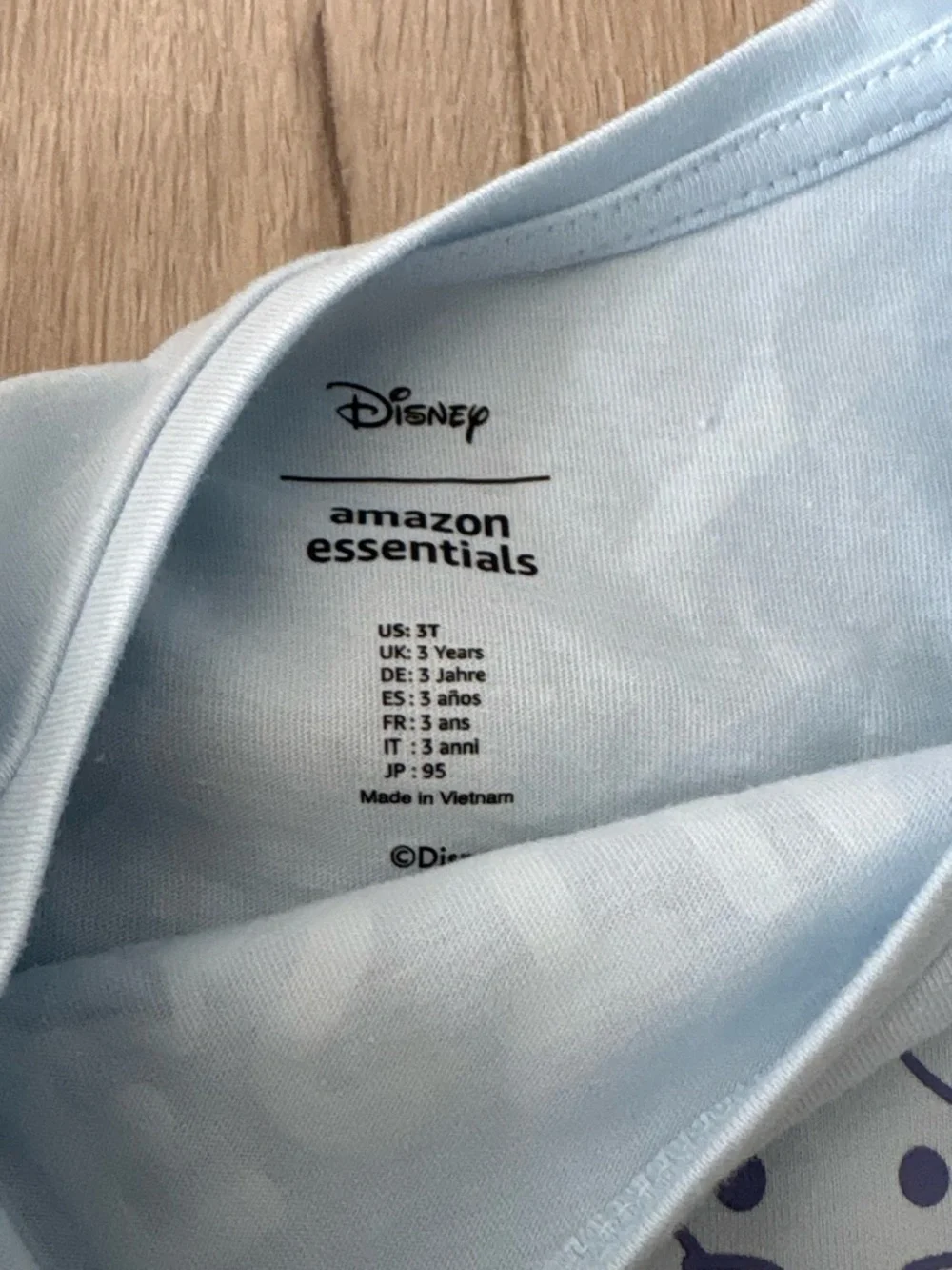 Disney White Short-Sleeve Snowflake Pocket Tee with Light Blue Pocket